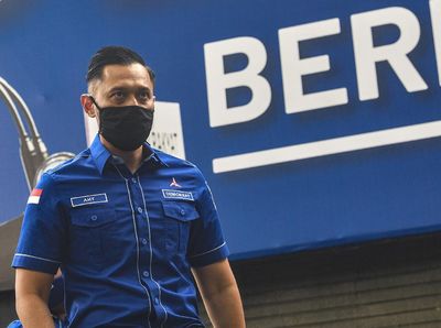 Melihat Lagi Gaya AHY saat Sampaikan Isu Kudeta Partai Demokrat