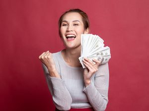 5 Tips Mengatur Uang THR dengan Bijak Saat Masa Pandemi