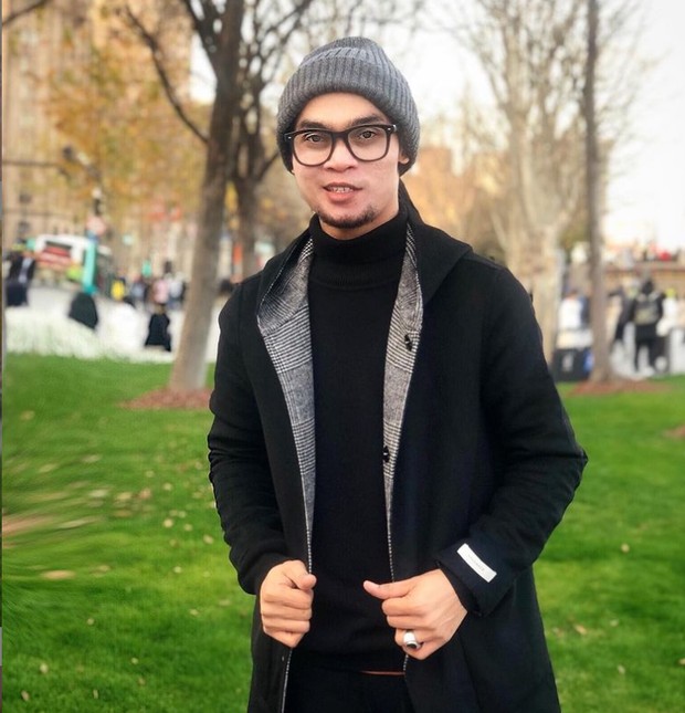 armanarmano/Instagram.com sosok MUA yang memiliki tekat yang luar biasa.