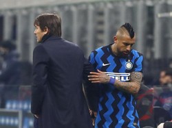 Arturo Vidal Ngomel ke Antonio Conte: Gue Mulu yang Diganti!