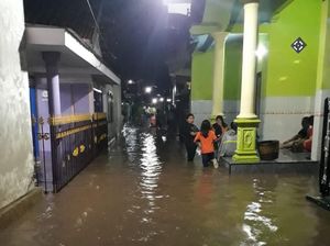 Sungai-sungai Meluap, 15 Desa di Pasuruan Banjir