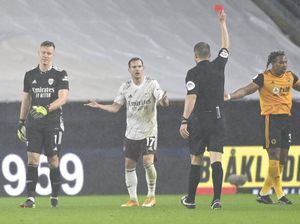 Arsenal-nya Arteta Hobi Koleksi Kartu Merah