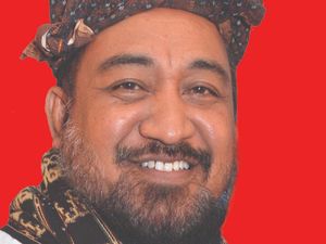 Dicecar Hakim MK, Bupati Terpilih Sabu Raijua Akui Punya Paspor AS Hingga 2027 Dicecar Hakim MK, Bupati Terpilih Sabu Raijua Akui Punya Paspor AS Hingga 2027