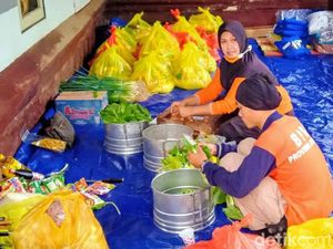 Dapur Umum Didirikan Dukung Mobilisasi Pembersihan Material Longsor Ijen