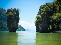 10 Wisata Seru Ala Agen Rahasia James Bond (Bagian 1)