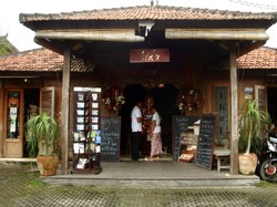 Biku, Cafe Teh Unik Satu-Satunya di Bali