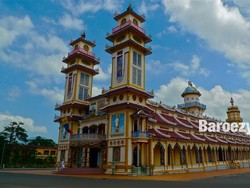 Cao Dai Temple Simbol Kerukunan Antara Umat Beragama