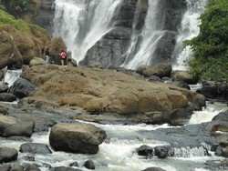 Curug Malela, si Niagara Mini di Bandung, Jawa Barat