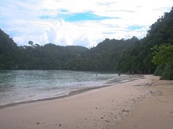 Eksotisme Pulau Sempu
