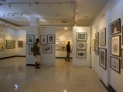 Geliat Wisata Kartun di Tengah Keseriusan Berbelanja