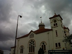 Gereja Ayam Nan Unik
