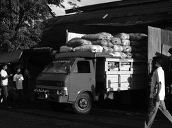 Hitam Putih Tobelo  yang Kaya Warna