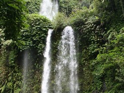 Indahnya Air Terjun Sendang Gile dan Tiu Kelep di Lombok