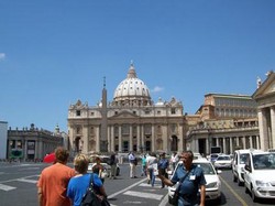 Liburan Natal Sambil Ibadah di Kota Roma