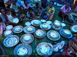 Lupakan Kesedihan. Mari Menari Yosim Pancar.