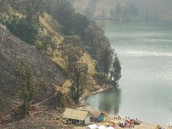Menapaki Ketinggian Semeru