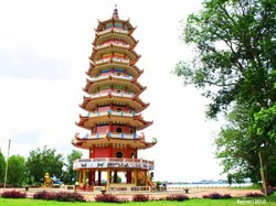 Meneduhkan Jiwa & Raga di Pulau Kemaro