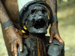 Menemui Ksatria Mabel