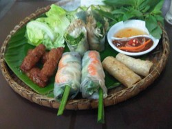 Mengintip Kehidupan Kuliner Malam Ho Chi Minh City