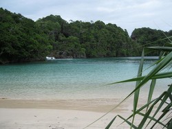 Menikmati Eksotisme Pulau Sempu