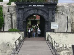 Objek Wisata Sejarah Fort Marlborough