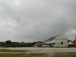 Pantai Berjuta Cermin