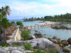 Pantai Parai Tenggiri, Sang Primadona Pulau Bangka