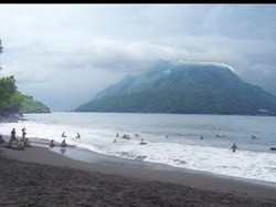 Pantai Sulamadaha Ternate, Maluku Utara