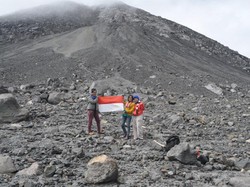 Pendakian Merapi Pasca Erupsi