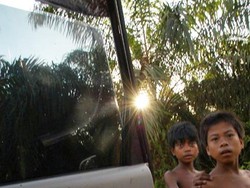 Pertemuan Singkat dengan Suku Anak Dalam