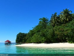 Pulau Ahe: Pulau paling Terpelihara dan Terkelola di Kawasan Taman Laut Teluk Cendrawasih