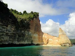 Pulau Nusa Barong di Jember, Phi-phi Island Ala Indonesia