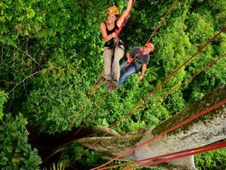 Rasakan Sensasi Seru Amazon Tree Climbing