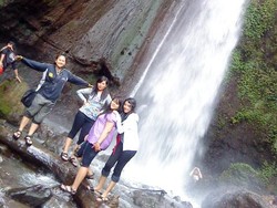 Segarnya Air Terjun Cismun