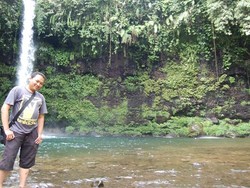 Segarnya Mandi di Curug Ceheng