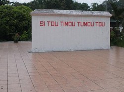 Si Tou Timou Tumou Tou