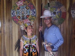 Suku Dayak Kenyah: Keramahan dari Kawasan Hilir Kalimantan