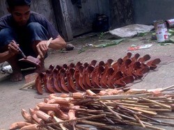 Tersihir Pesona Keris di Desa Banyusumurup