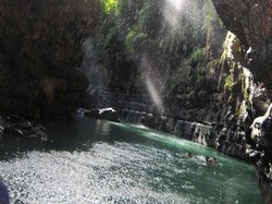 Tetesan-tetesan Air Green Canyon