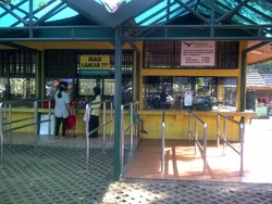 Tiket Ragunan Naik di 2012