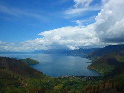 Toba Lake Iam in Love