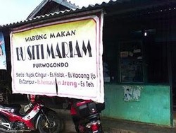 Warung  Rujak Cingur  Ibu Siti Mariam, Jepara
