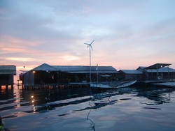 Wisma Apung, Nikmatnya Menginap di Tengah Laut Karimunjawa