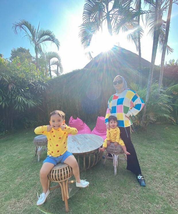 Kebersamaan Rachel Vennya dengan Kedua Anaknya