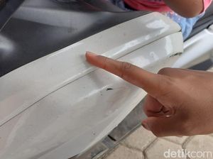 Warga di Lereng Ijen Sudah 2 Hari Rasakan Hujan Abu dari Gunung Raung Warga di Lereng Ijen Sudah 2 Hari Rasakan Hujan Abu dari Gunung Raung