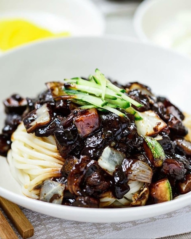 Jajangmyeon