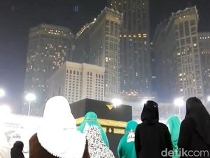 Doa Melihat Kabah Lengkap dengan Artinya Doa Melihat Kabah Lengkap dengan Artinya