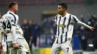 Cristiano Ronaldo (Juventus/Portugal). 36 tahun. 16 gol. (Foto: Getty Images/Marco Luzzani)