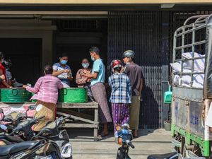 Kudeta Militer Mungkin Hancurkan Perekonomian Myanmar Kudeta Militer Mungkin Hancurkan Perekonomian Myanmar