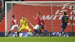 Foto Setan Merah Tampil Kesetanan! Pesta Gol 9-0 di Kandang